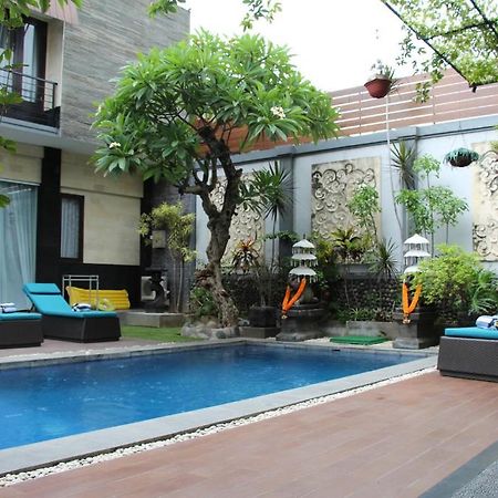 The Nakula Villas Kuta  Phòng bức ảnh