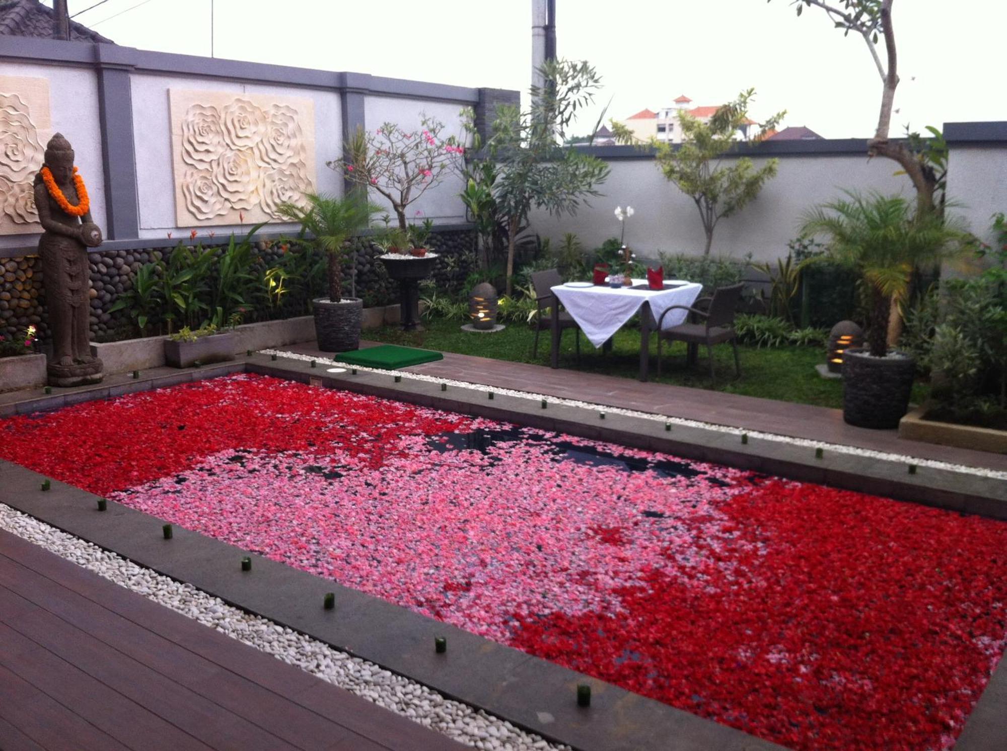 The Nakula Villas Kuta  Phòng bức ảnh